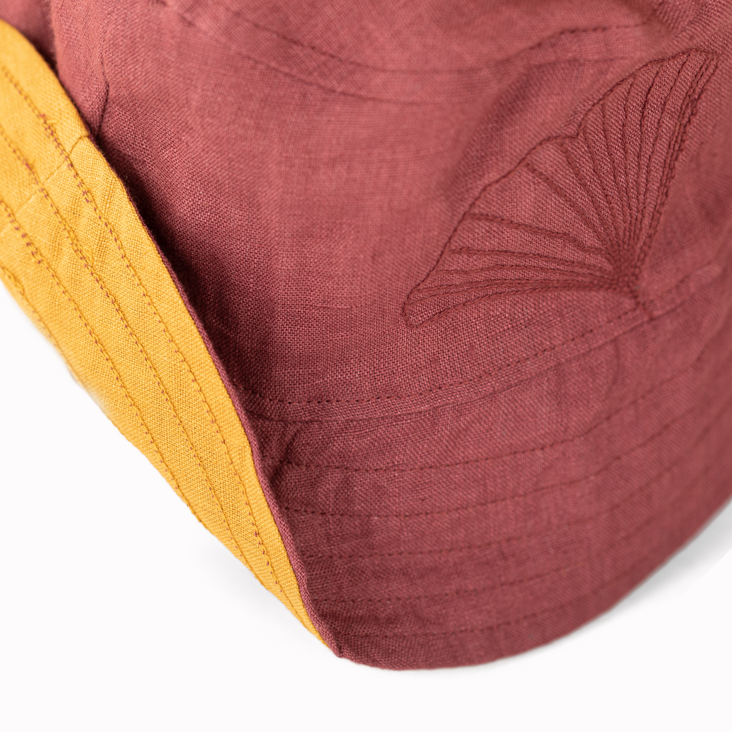 Three-leaf Bucket Hat