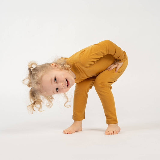 Menique Kids' Merino Long Sleeve & Pants Baselayer 2-Piece in Dark Green