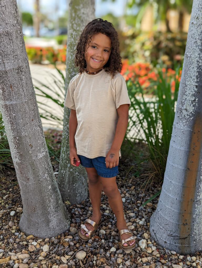 Organic Cotton Oak Tee in Sand